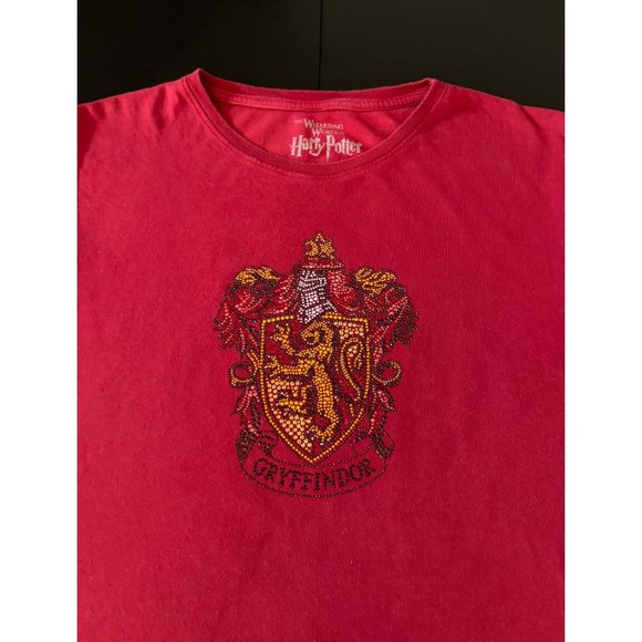 Harry Potter Gryffindor Crest Embroidered T-Shirt Adult XL Red Hogwarts Beading‎ - Picture 4 of 11